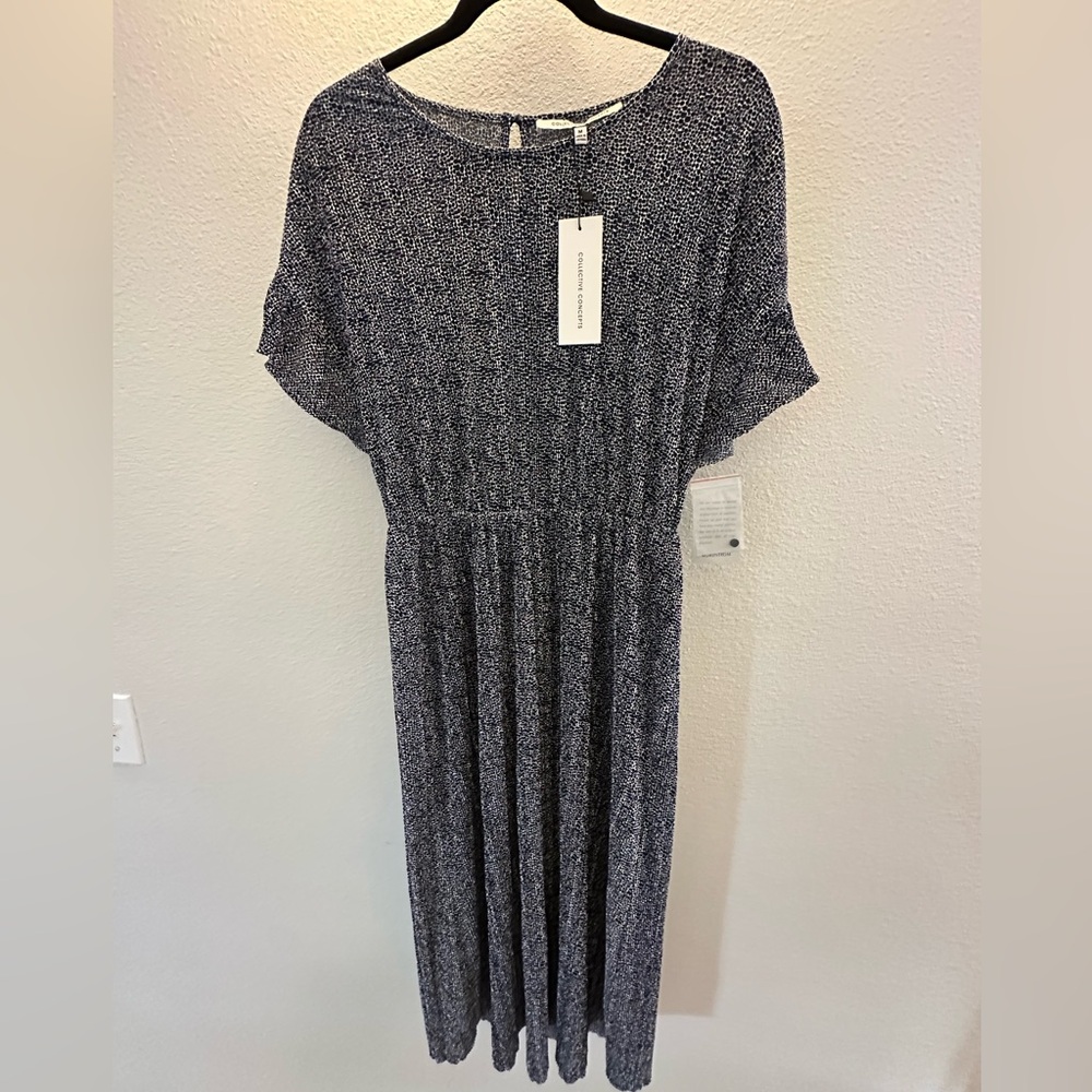 NWT - Collective Concepts Navy and White Dress